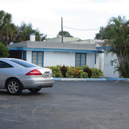 Southwind Motel Stuart Exteriör bild