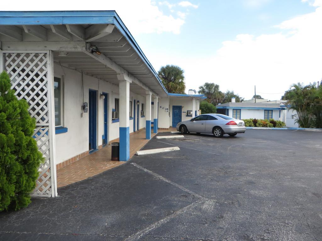 Southwind Motel Stuart Exteriör bild
